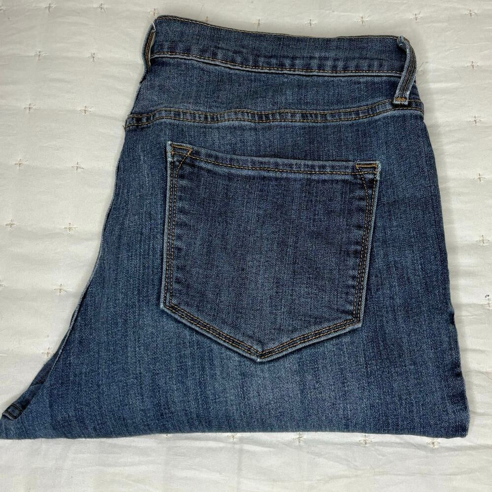 Old Navy Curvy Mid-Rise Skinny Distressed Jeans Women's 12R Blue Stretch Denim - Picture 11 of 11